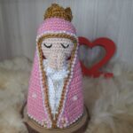 Santinha Manto Rosa em Amigurumi - Imagem 5