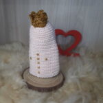 Santinha Manto Rosa em Amigurumi - Imagem 3