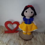 Branca de Neve em Amigurumi. - Imagem 4
