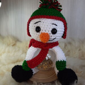 Boneco de Neve Bola em Amigurumi.