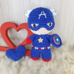 Capitão América em Amigurumi - Imagem 2