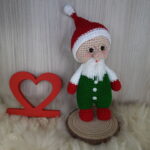 Papai Noel em Amigurumi. - Imagem 4