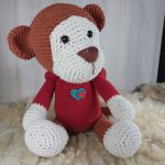 Macaco de Moletom em Amigurumi - Imagem 5