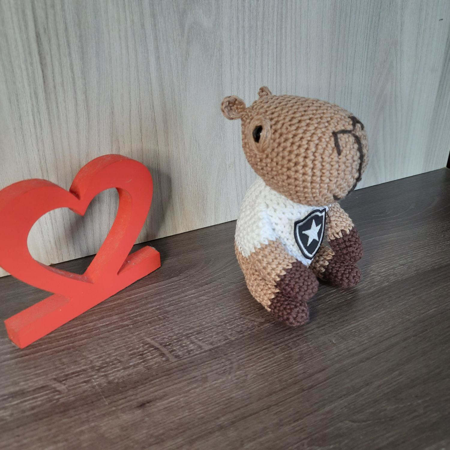 Capivara do Botafogo em Amigurumi. - Imagem 3
