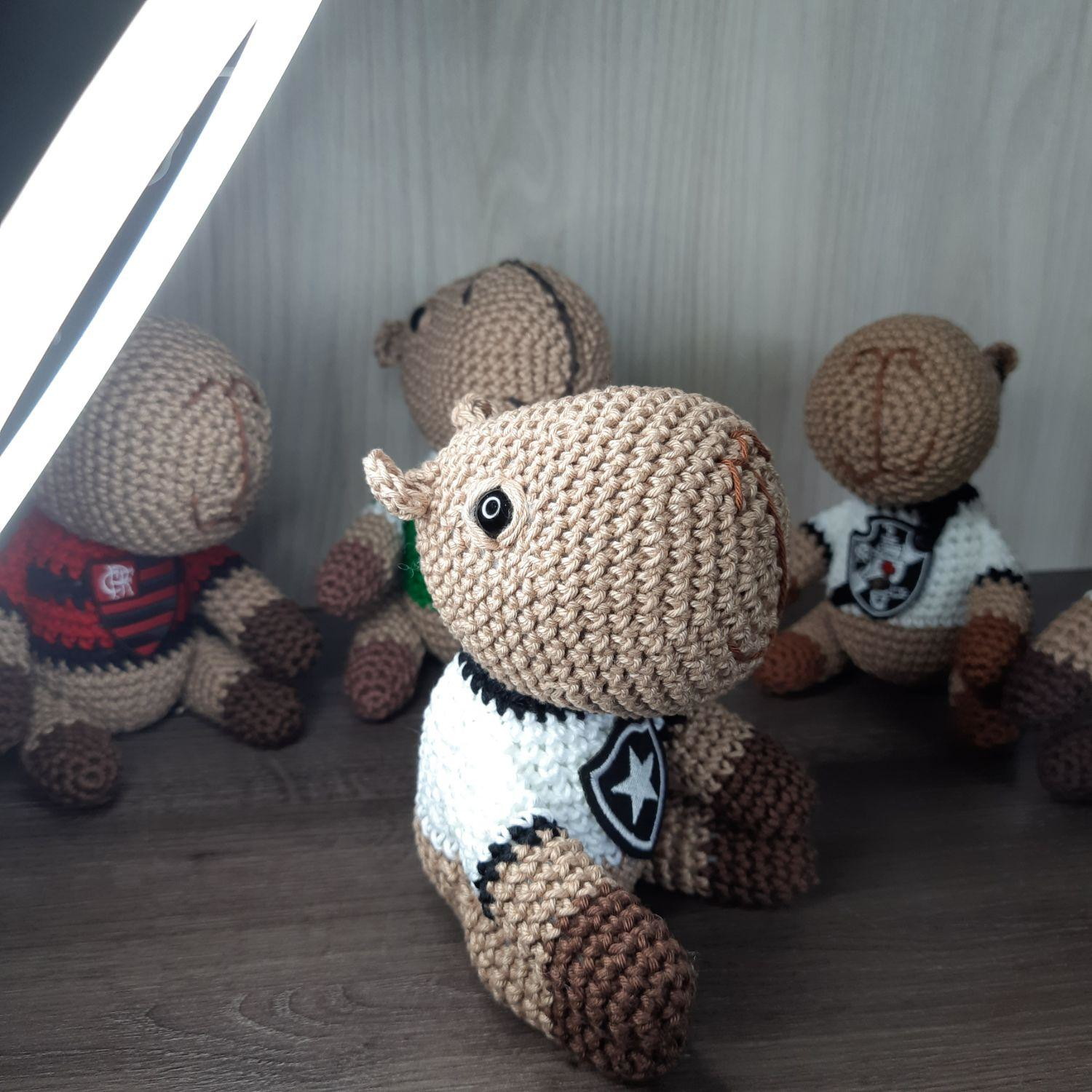 Capivara do Botafogo em Amigurumi. - Imagem 4