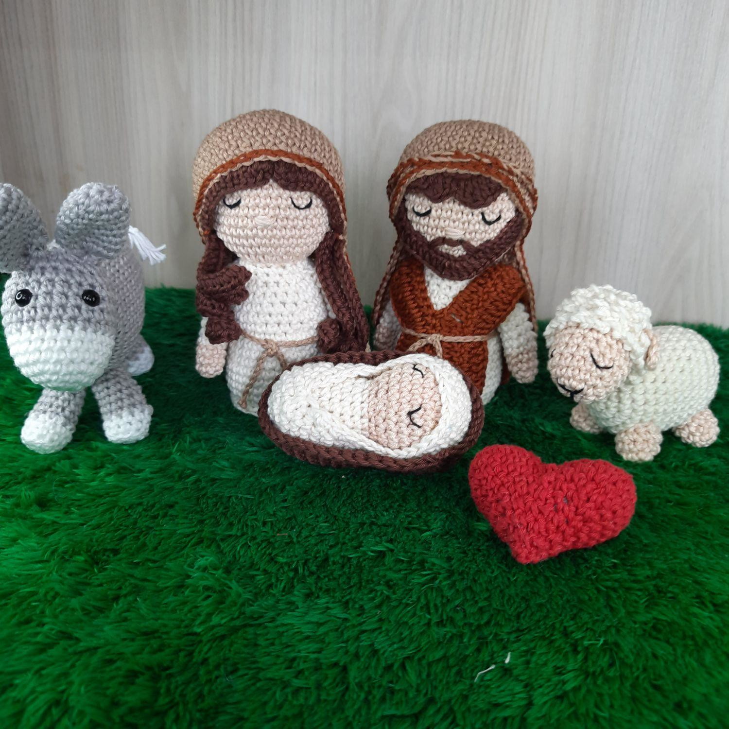 Sagrada Família em Amigurumi. - Imagem 5