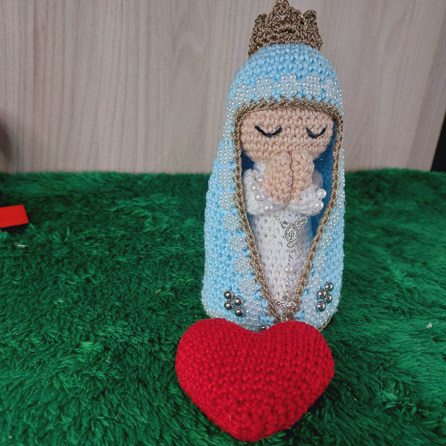 Santinha Manto Azul em Amigurumi. - Imagem 3