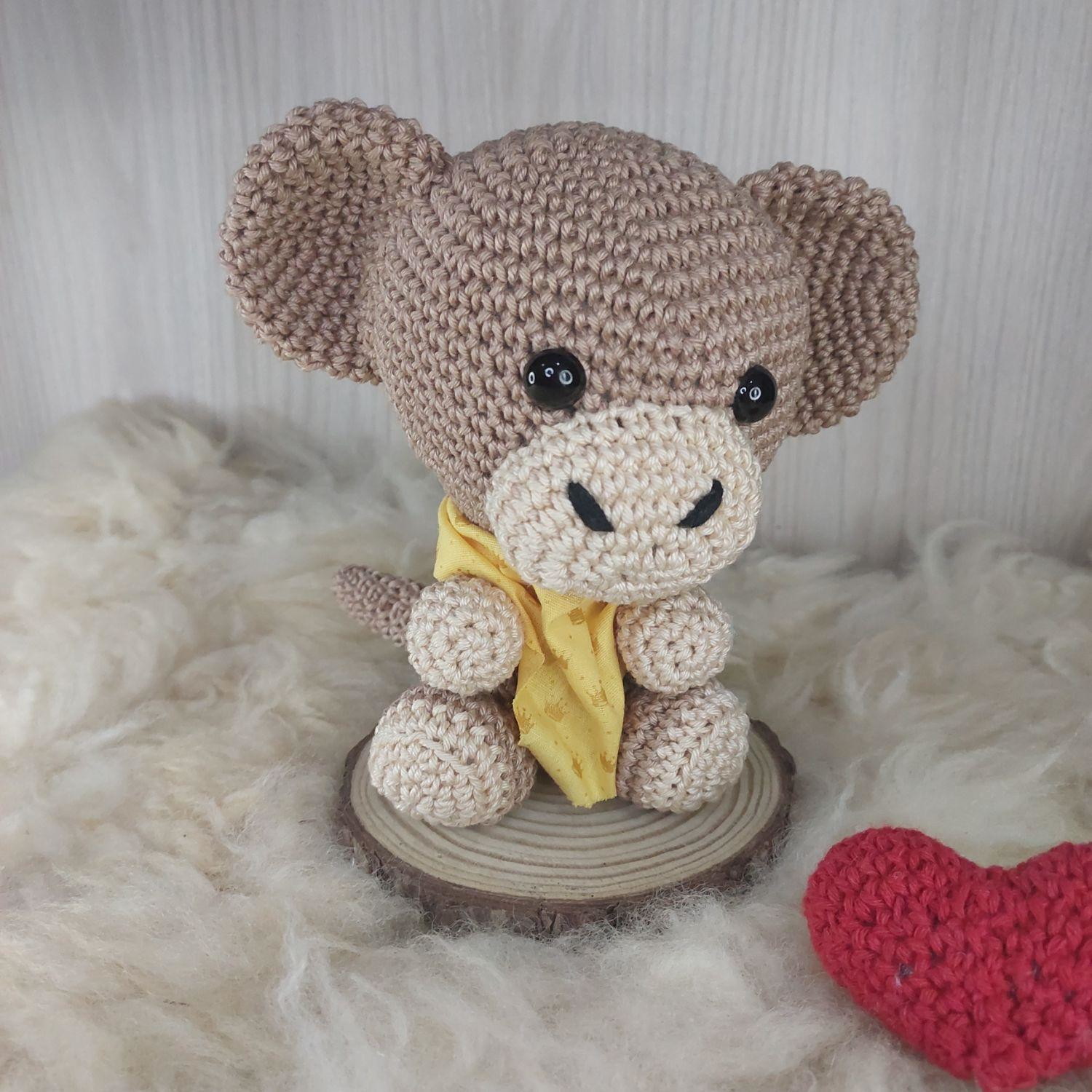 Macaquinho Baby Safari em Amigurumi.