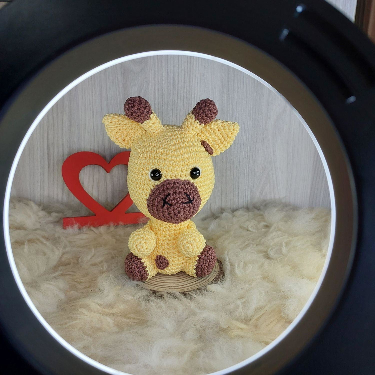 Baby Safari Girafa em Amigurumi.