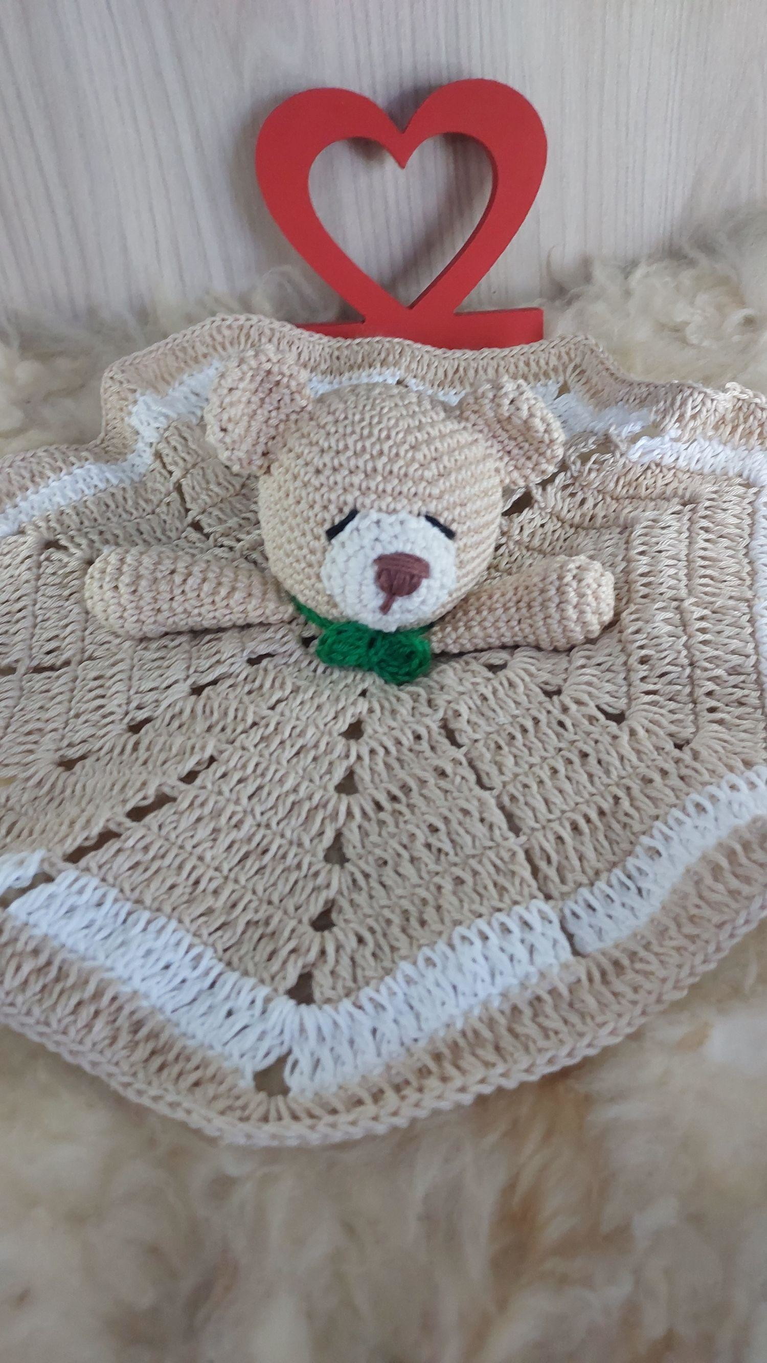 Kit Naninha e Chocalho de Ursinho em Amigurumi. - Imagem 4
