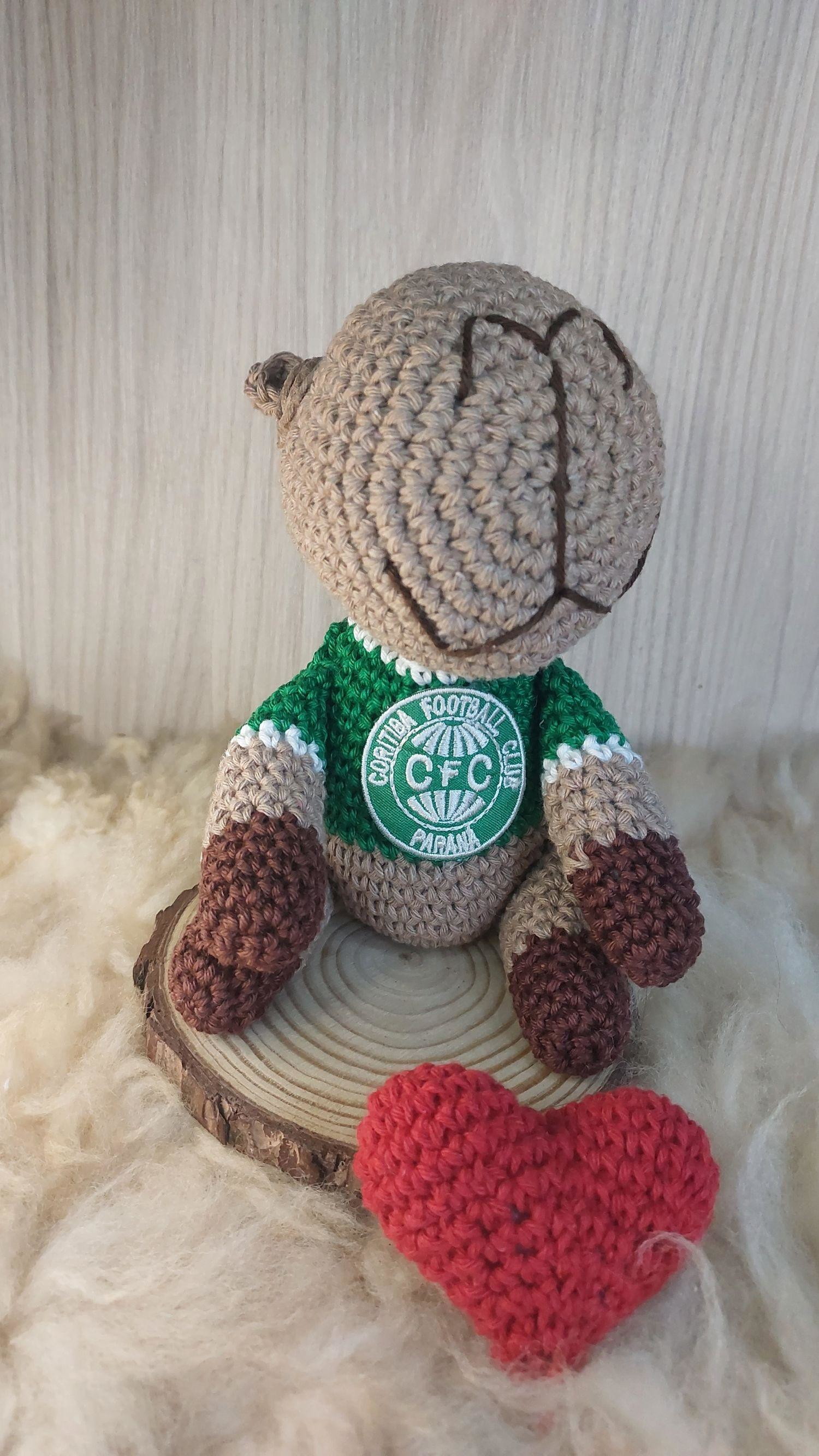 Capivara Torcedora do Coritiba em Amigurumi. - Imagem 2