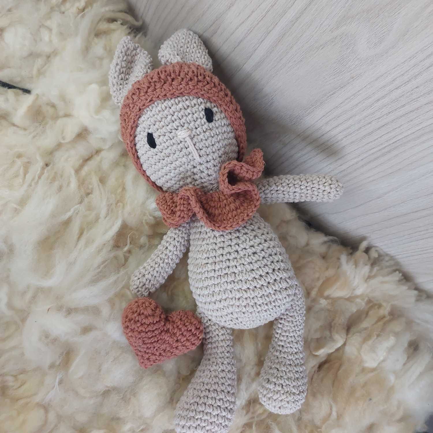 Bebê Coelho em Amigurumi - Imagem 3