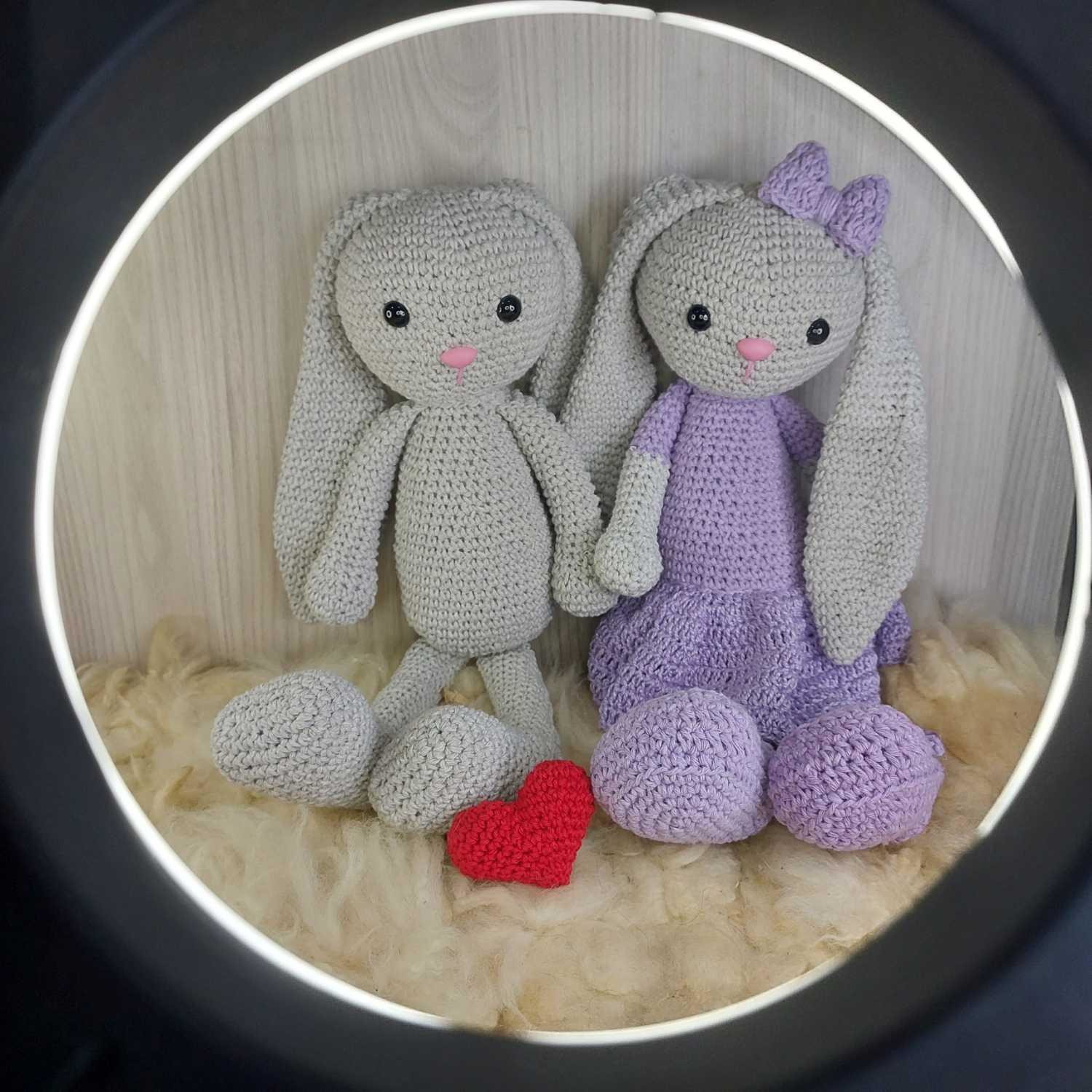 Casal de Coelhos em Amigurumi