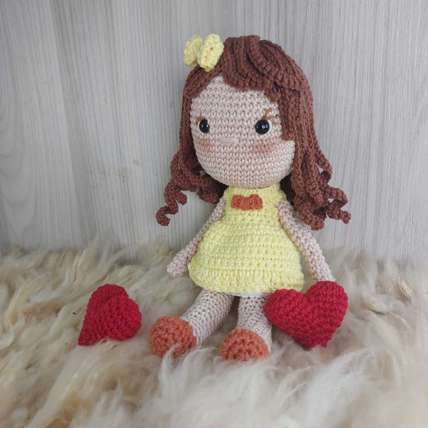 Boneca Bela em Amigurumi. - Imagem 3